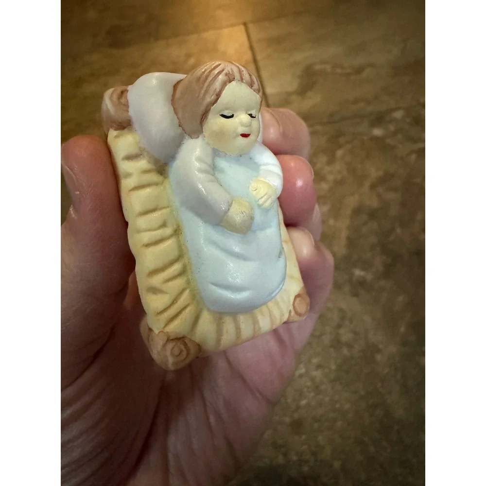 Vintage Ceramic Baby Jesus Nativity Figurine Sleeping Infant in Cradle Pastel